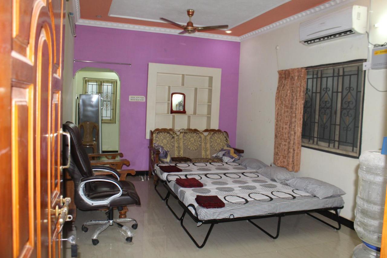 Centaurus Homestay Near Trichy Airport Tiruchirappalli Buitenkant foto